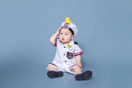 阿里宝宝几个月开始吃水果 阿里宝宝几个月开始吃水果